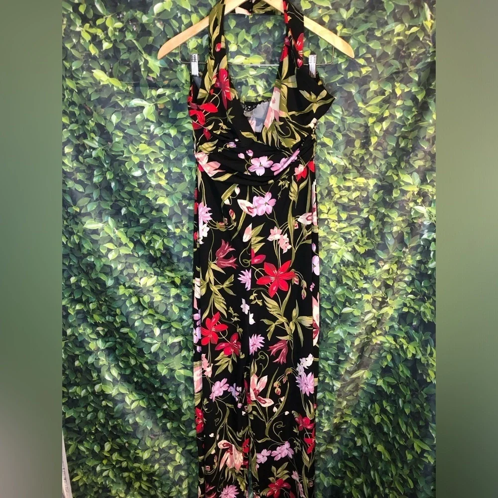 Floral Halter Neck jumpsuit - Black and Pink - Picture 11 of 16